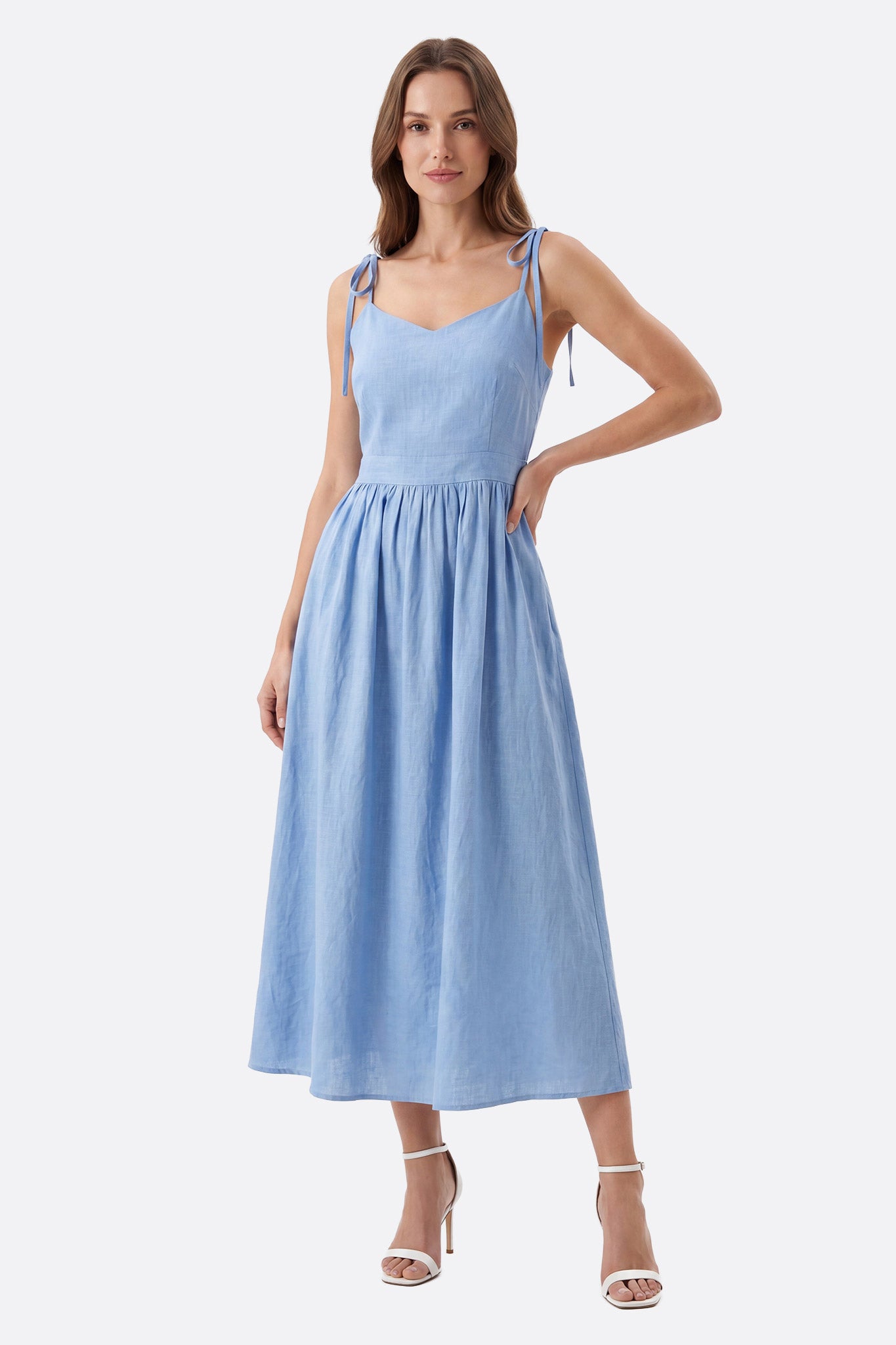 Vestido midi azul cielo con espalda descubierta y tirantes anudados