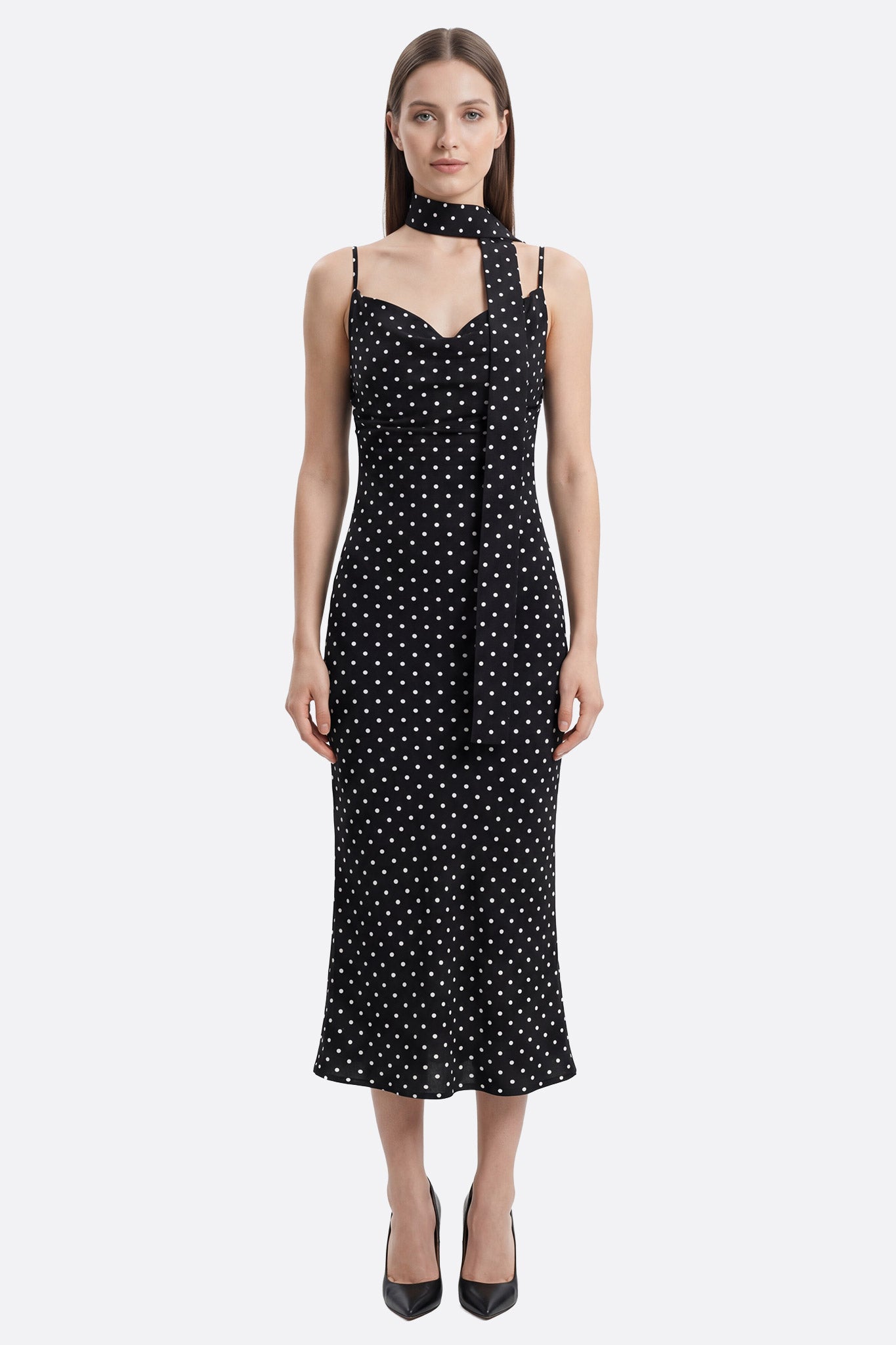 Vestido midi negro con lunares y banda extraíble