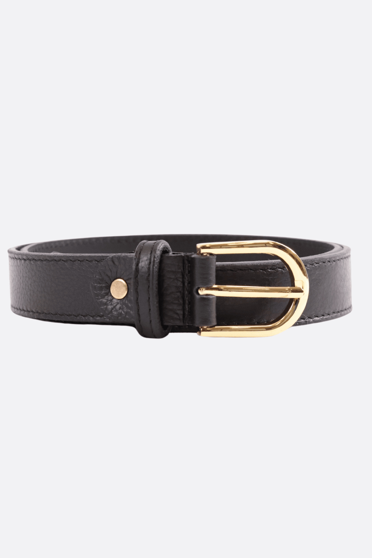 Cinturón negro de cuero de vaca con textura granulada