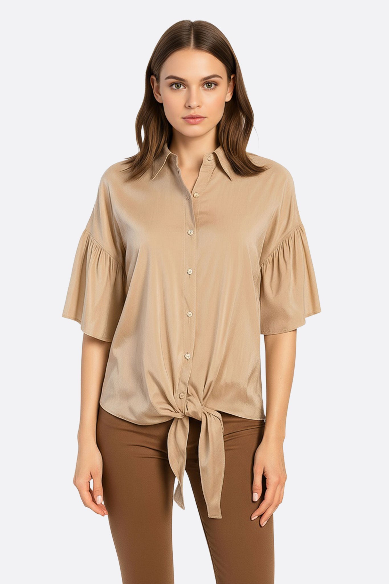Camisa satinada beige para anudar