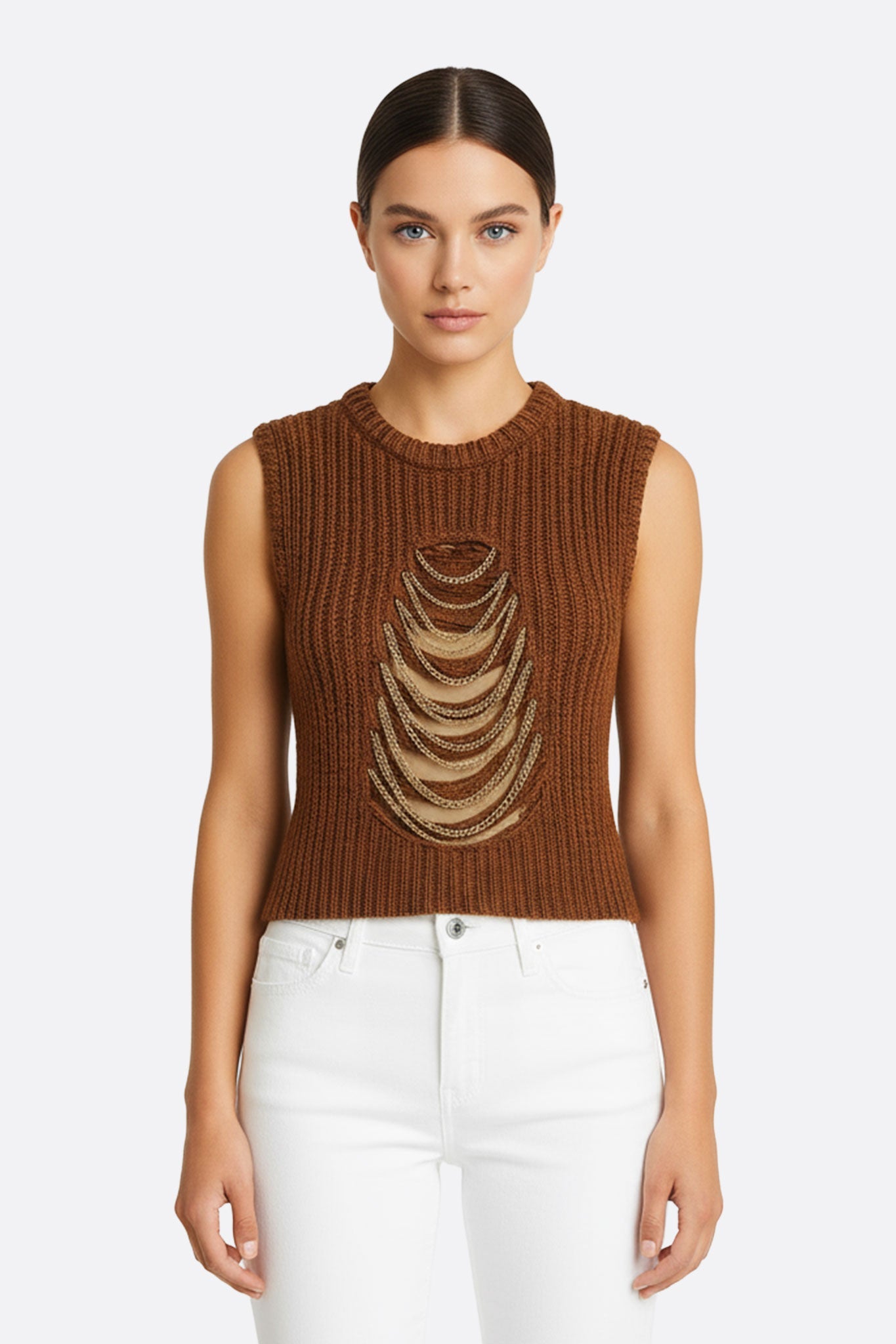 Camiseta de tirantes de malla calada oversize chocolate con cadenas doradas