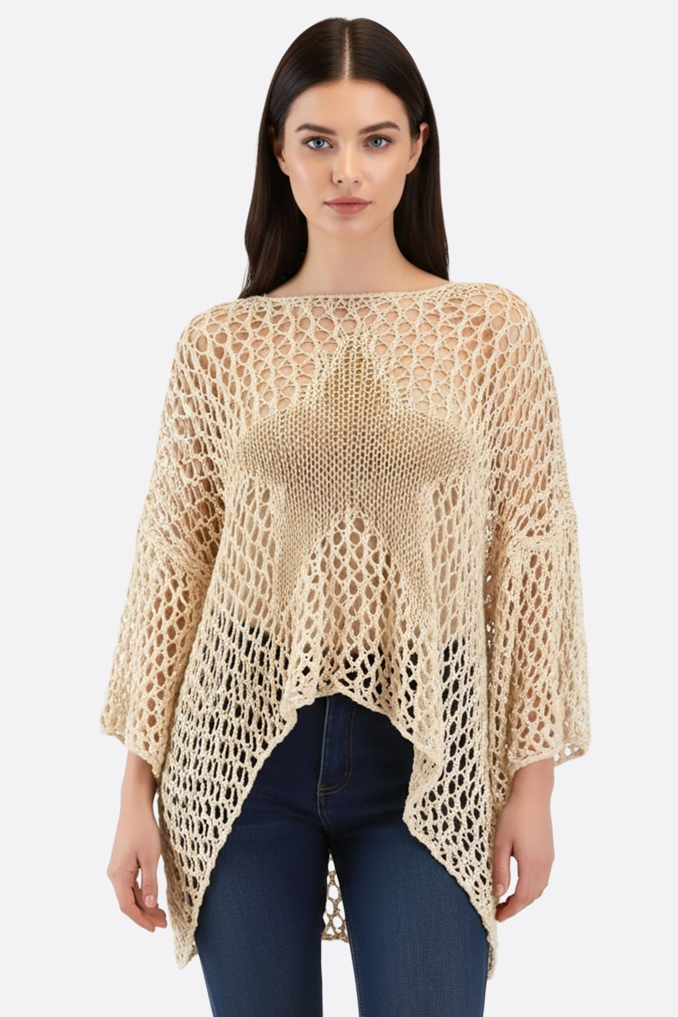Poncho beige de punto calado con motivo de estrella