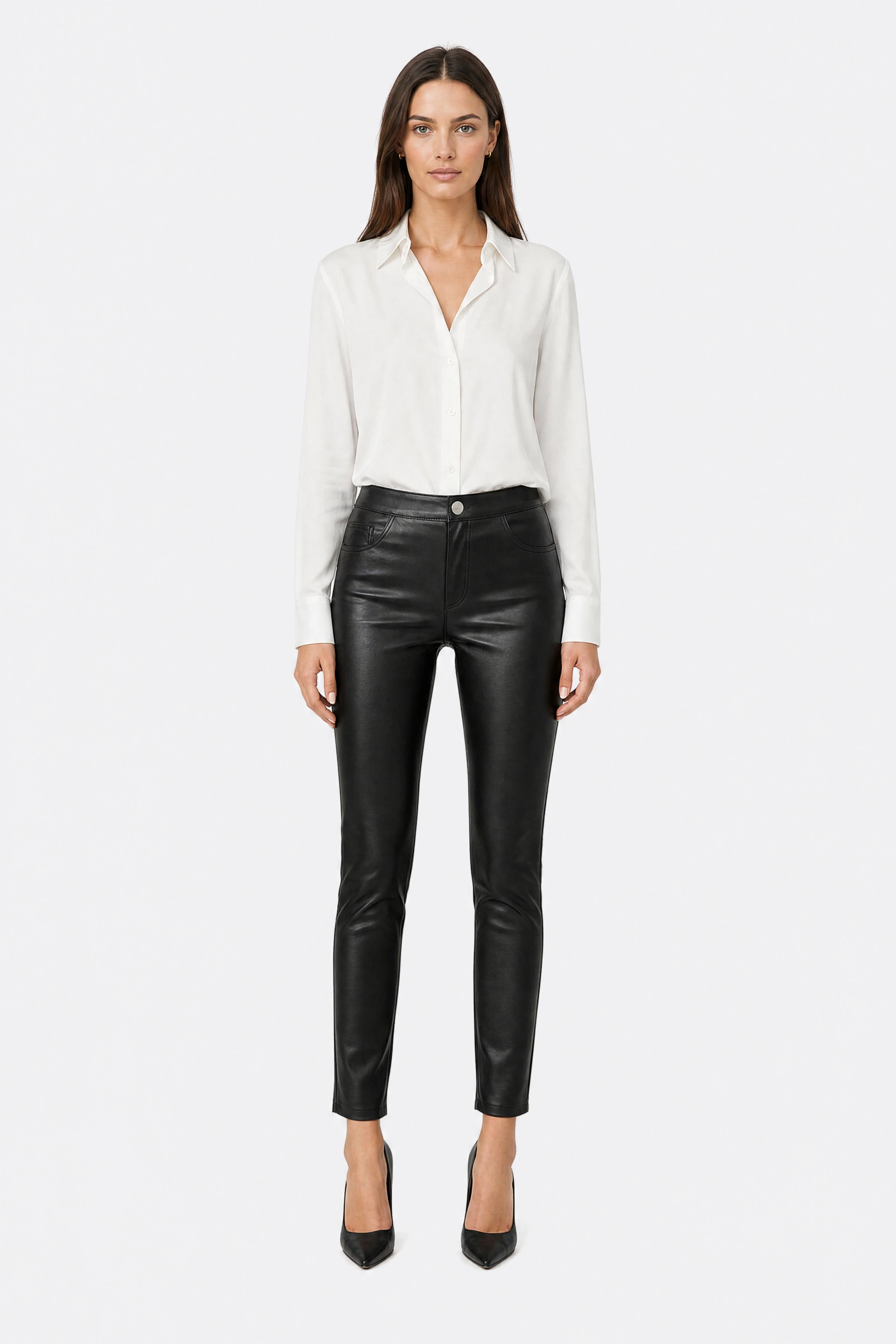 Pantalón de cuero sintético negro