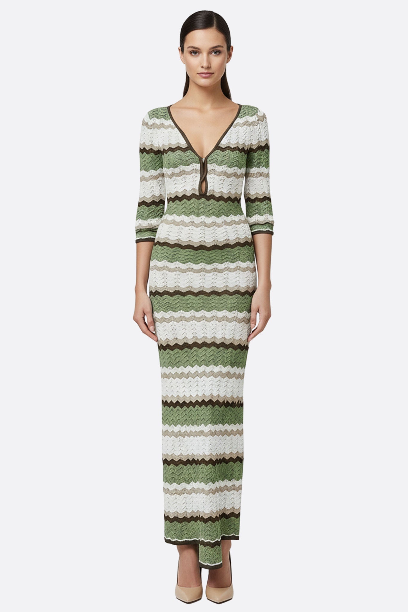 Vestido largo de crochet a rayas onduladas verde salvia e marfil