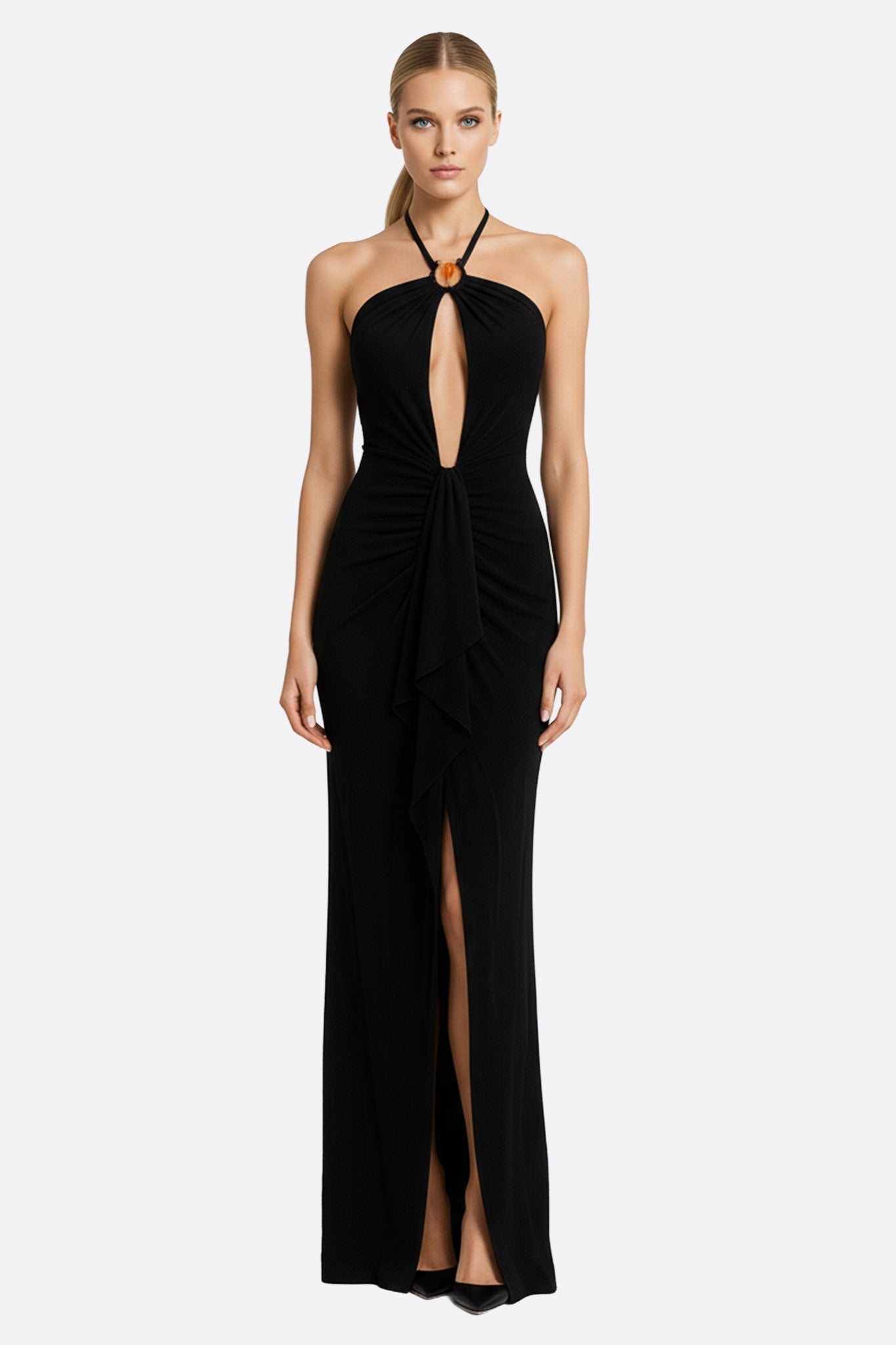 Vestido largo negro drapeado con espalda al aire y tirantes finos
