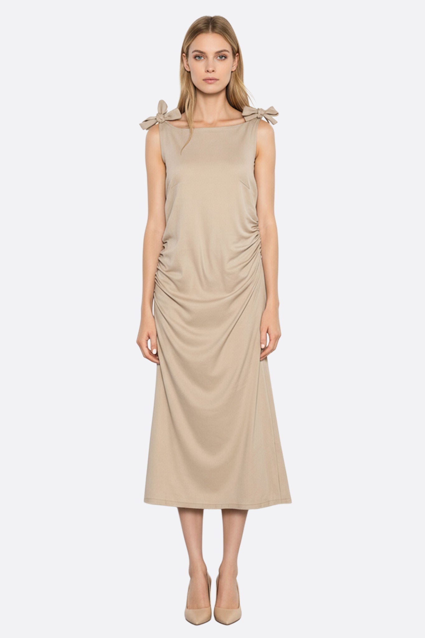 Vestido midi de lino beige atado en los hombros