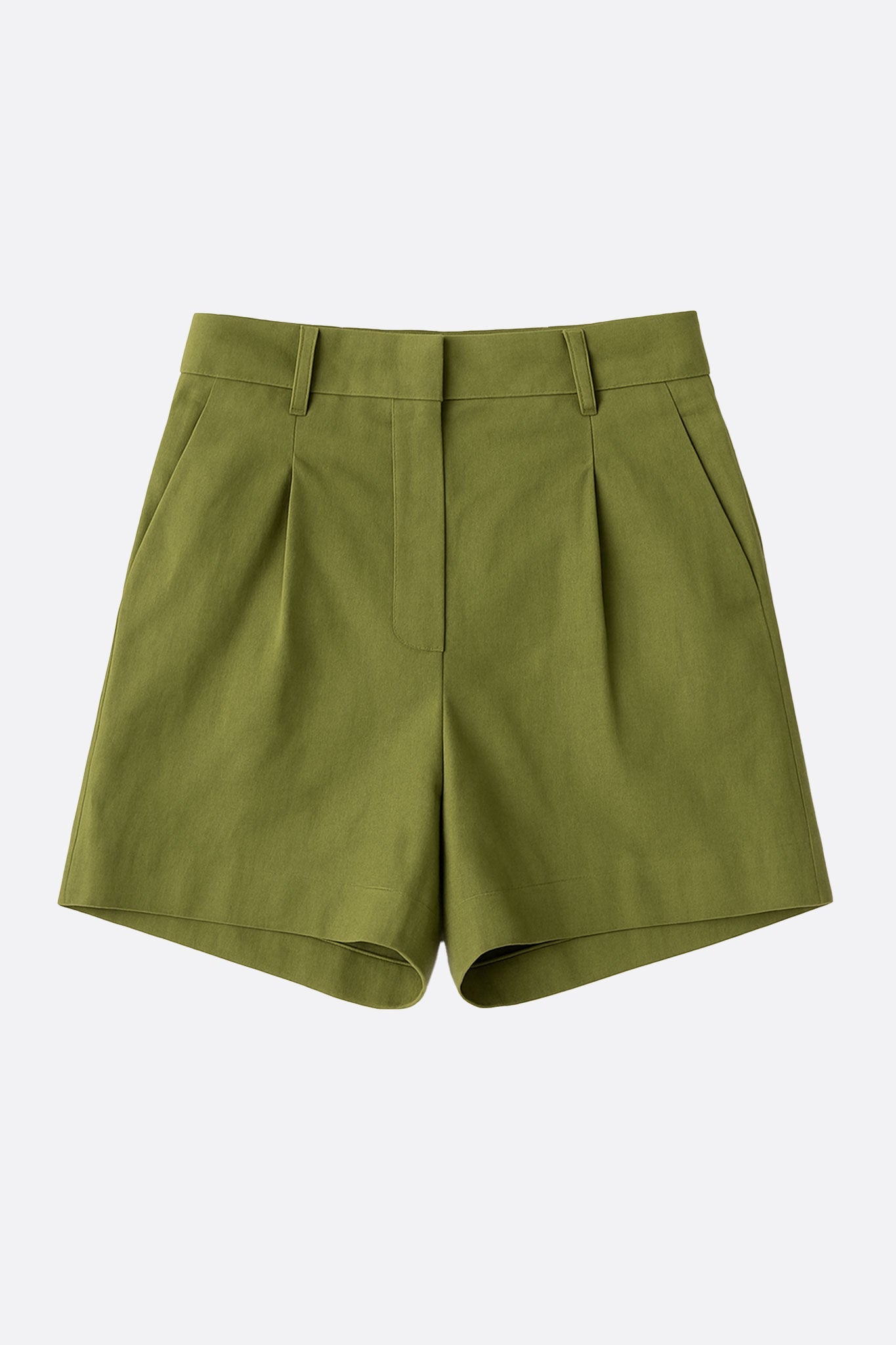 Short verde oliva estructurado en tela ligera