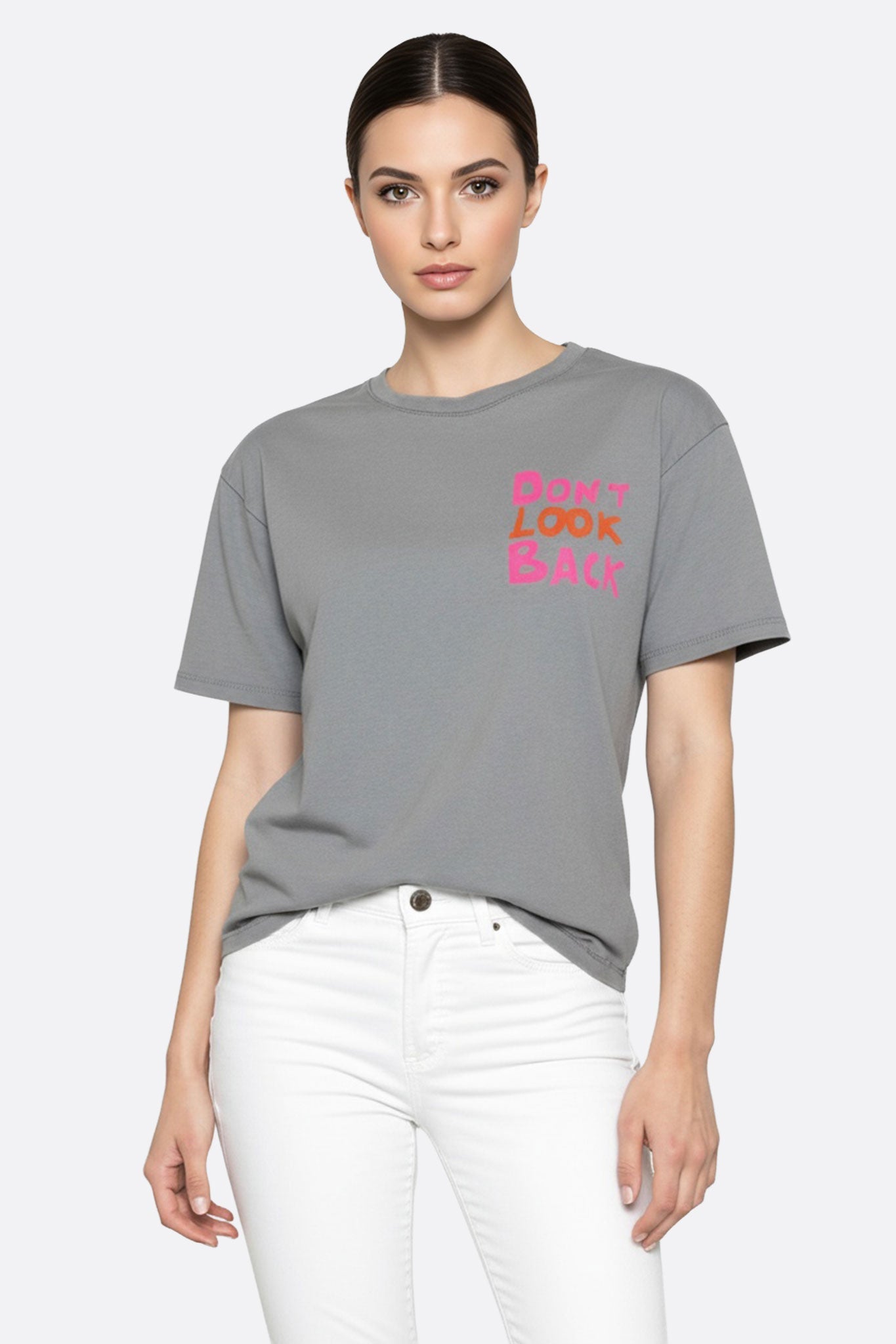 Camiseta gris oversize no mires atrás